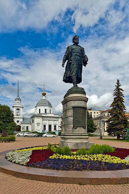 Памятник Афанасию Никитину в Твери
